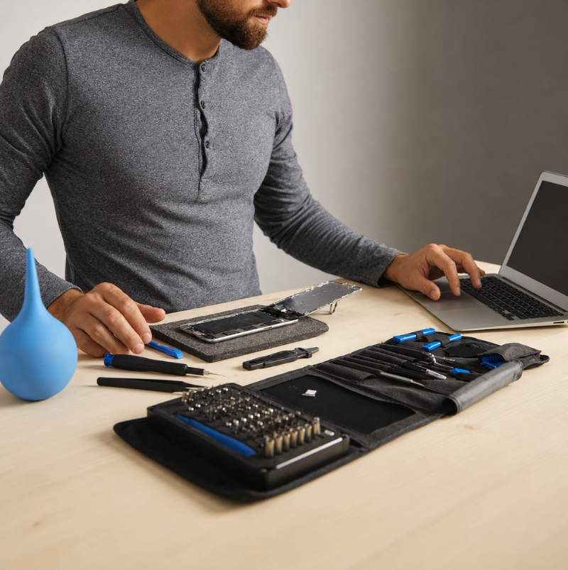 LAPTOP SCREEN REPAIR